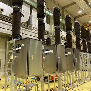LW□-72.5/126/145 Sulfur Hexafluoride Circuit Breaker